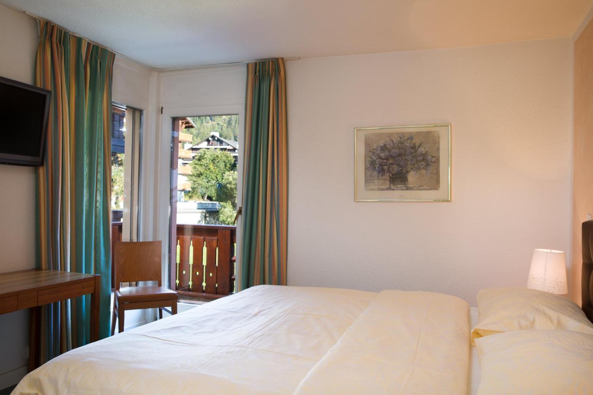 Hotel Helvetia Intergolf Crans-Montana Exterior foto